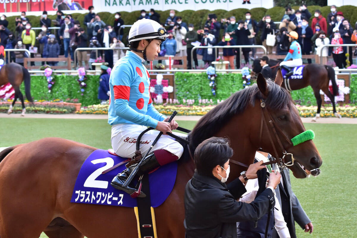 JRA有馬記念（G1）「競走中止」に称賛の嵐!? 史上最年少関東