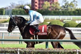 JRAヴィクトリアマイル（G1）デアリングタクトに松山弘平が感じた違和感…「中363日」トウカイテイオー復活劇の再現が難しい理由とは