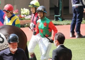 「崖っぷち」の人馬が単勝万馬券の大波乱演出、「最後の未勝利戦」を負けても諦めなかった陣営の勇気ある決断