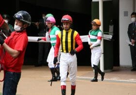 JRA安田記念（G1）ダービーに続きC.ルメール「最大の敵」は武豊!?「単勝1.3倍」アーモンドアイ敗戦の悪夢から2年、名手によぎる“嫌な予感”