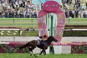 「皆様のおかげで」リバティアイランド圧勝の裏に光った川田将雅の政治力。記者が「記憶にないほど静か」と驚く4万人が味方についた理由