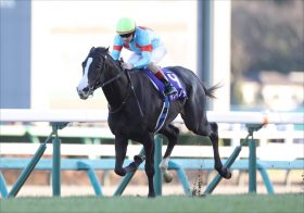 「道中の走りがパーフェクト」世界のR.ムーアが絶賛した「好配当」の使者!? 宝塚記念（G1）世界最強イクイノックスの相手はこの馬か