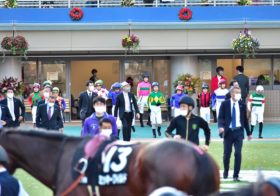 「勝負所で反応が…」1番人気4着に北村友一の嘆き節も後の祭り!? 1、2、3番人気に「買い要素ナシ」で12万馬券楽勝ゲットの舞台裏