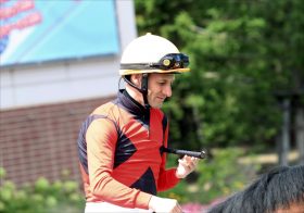 JRA Ｍ.デムーロ「最後の希望」断たれる!? 超良血馬降板で「約2カ月依頼なし」堀宣行厩舎との関係ついに終焉か