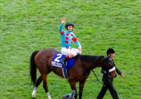 JRAアーモンドアイ引退で人気に陰り……有馬記念（G1）C.ルメールなど「騎乗馬確定」で浮かび上がるシルクレーシングの苦境!?