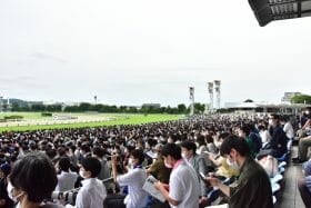 【結果発表】読者が選んだ「最強馬」はどっち？ 天皇賞・秋でイクイノックスとドウデュースが直接対決…“前哨戦”は予想を上回る大接戦！【GJ読者アンケート】