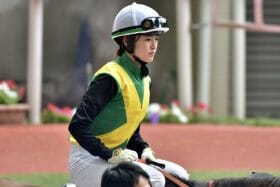 千直女王・藤田菜七子「超高速スタート」で14番人気2着の激走！「すごく頑張ってくれました」不利な内枠を覆して16万馬券演出