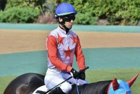 桜花賞より速い「謎の暴走」で1番人気ユリーシャ11着大敗…松山弘平「セーフティリードを取るレースを」も疑問の声