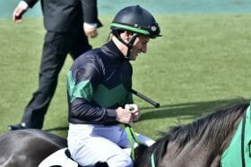 M.デムーロ「それで終わりでした」スタート直後に終戦した5年前の秋…悲劇の再現を克服した「息子」がダービー路線に急浮上！