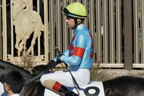 「レイデオロ以上の乗りやすさ」C.ルメールがゾッコンの大物登場か…「失敗種牡馬」の評価を覆す反撃、エフフォーリアの鹿戸雄一師も「いいモノを持っていそう」