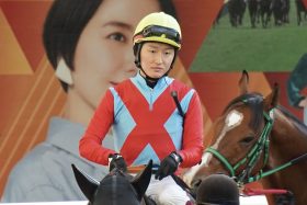 鮫島克駿「本当に強かった」横山武史「勝った馬が強過ぎ」の大絶賛！快速牝馬が圧巻デビュー勝ち…兄はG1で「153万馬券」演出