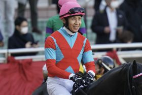 「馬券購入ほう助疑惑」の名手や世界のデットーリも騎乗…日本で唯一の産駒オフトレイルが重賞制覇、注目の種牡馬「ファー」ってどんな馬？