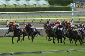 『ウマ娘』藤田晋氏所有「2.3億円ホース」の評価が爆上がり!? 2着馬が6馬身差大楽勝で「伝説の新馬戦」のワードも