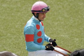 C.ルメール「楽勝でした」G1・6勝馬の近親が7馬身差レコードV！ チェルヴィニア彷彿の軌跡、開幕週の新馬戦に今年も「伝説」の予感