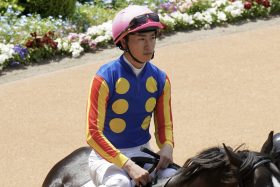 「サウスポー」菅原明良が重賞で課題克服に前進！期待の先輩騎手はジャスティンパレスに続く不運？