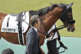 その差「4倍弱」ノーザンファーム包囲網を返り討ち！4歳低レベル説を跳ね返したベラジオオペラが殊勲のG1ゲット…「博打」に成功した横山和生の度胸にも絶賛の声