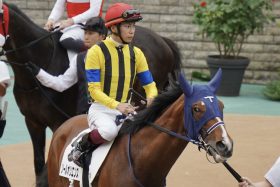 横山武史「コメントしないから！」に現場騒然…怒りが収まらなかったソールオリエンスの惜敗、手塚貴久師「2馬身くらいロス」の裏事情