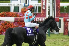 イクイノックス「引退」に影響及ぼしたダービー馬の惨敗…目標はアーモンドアイ超えの歴代獲得賞金1位も、まずはドウデュースとの「最強対決」に全力