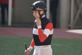 川田将雅×金子真人オーナーの1番人気を妨害…L.モリスが「痛恨」の騎乗停止、「75戦1勝」苦戦の凱旋門賞ジョッキーに巻き返しはあるか