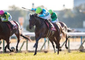 【天皇賞・春（G1）】武豊×ドウデュースの復活勝利も霞むC.ルメールの神騎乗！ 「死枠」克服を完璧に読み切った古馬王道路線の鬼が降臨