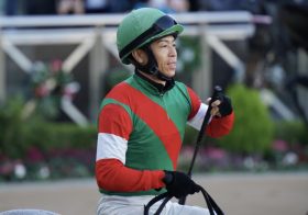 10月東京「3着以内率42.9％」絶好調ベテランジョッキーの神騎乗！「集中力を切らさないように」20戦連続「凡走続き」単勝131.8倍が激走