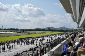 武豊「全弟」の登場した“大人の広告”に大反響？約20年騎乗の名手は「生涯現役でいたいですね」…少々意外な起用も言われてみれば納得の理由