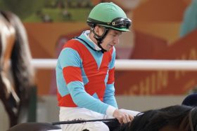 「一身上の都合」で自ら騎手免許取消を申請！ 騎乗予定のG1馬ともコンビ消滅…「80戦1勝」の外国人騎手が謎の早退!?